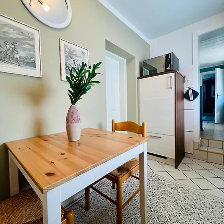 Ohuus Mit Garten Ferienhaus *